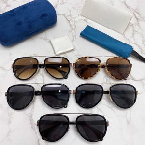 2023 Luxury designer zonnebrillen G Family's nieuwe Toad Frame Sunglasses Ins.com Red Star Sun Glazen voor mannen en vrouwen GG0447 Mode