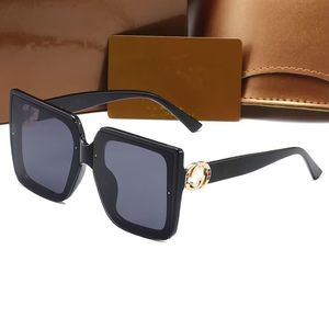 2023 Lunettes de soleil de luxe Hommes Square Metal Lunettes Cadre Miroir Type Cool Été Lunettes de soleil ovales pour femmes hommes avec boîte