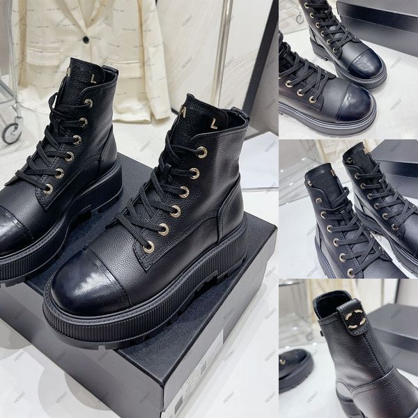 2023 Luxury Designer Femmes Boots Boots Fashion Boots en cuir Martens Boots à talons bas cousus Chaussures Designer British Sole extérieure étanche avec boîte 35-40
