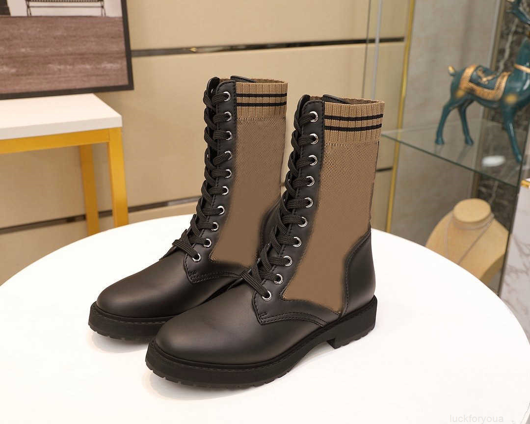 2023 Luxury Designer Women Rockoko Black Leather Biker Boots With Stretch Fabric Lady Combat Ankle Boot Rubber Sole Sock Sneakers