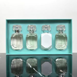 2023 Luxury diamant merk vrouwen parfum 30 ml met 4 stcs 3 stcs set eau de parfum langdurige geur EDP vrouw cologne spray 4 in 1 kit geurcadeau box