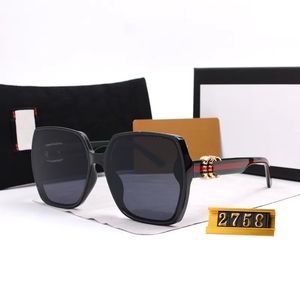 2024 Moda de lujo Gafas de sol piloto clásicas para mujeres Hombres Marco de oro ovalado de metal UV400 Diseñador Estilo vintage Actitud Gafas de sol Protección Gafas con caja2758