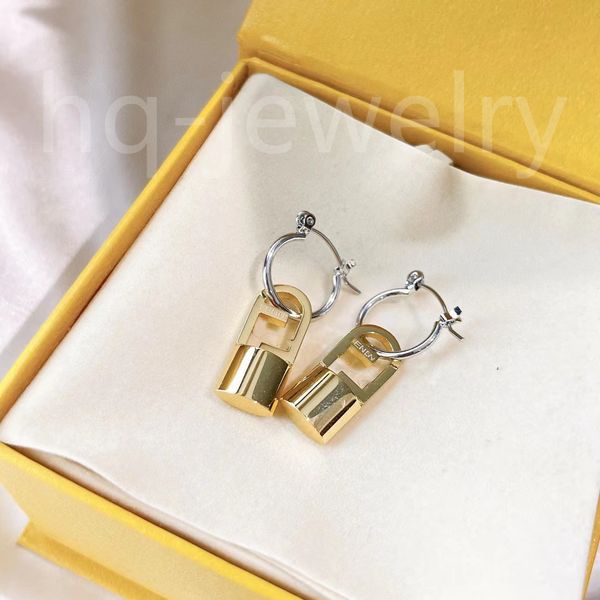 2023 Boucles d'oreilles en or blanc 14 carats de luxe Maître Boucles d'oreilles Design Lettre F Boucles d'oreilles Charm Gift4