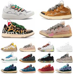 2023 Luxe Mesh Schoenen Laars Mannen Vrouwen Laceup Buitengewone Sneaker Reliëf Lederen Curb Kalfsleer Rubber Nappa Designer Lavins Platte Sneakers Maat 12