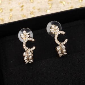2023 Boucles d'oreilles pendantes en forme de demi-ronde avec diamant en plaqué or 18 carats de qualité de luxe avec cachet de boîte PS7849A