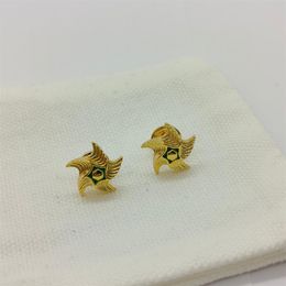 2023 Forme d'étoile de charme de charme de qualité de luxe avec gree Cold Stud Oreing in 18K Gold plaqué avoir un tampon PS7995A243F