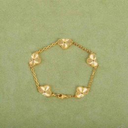 2023 Pulsera de plata S925 de calidad de lujo con 5 piezas de flores en chapado en oro de 18k con sello de caja PS5043