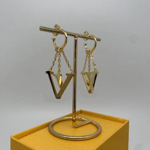 2023 luxe oorknopjes gemaakt van messing mode klassieke designer oorbellen voor dames Valentijnsdag cadeau designer sieraden met originele doos