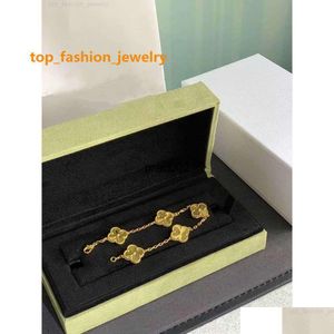 2023 Luxe Van Clover Designer Bracelet Perle 4 Pièces Collier En Or 18 Carats Boucles D'oreilles Diamant Mariage Laser Marque Charme Drop Livraison Dhon8