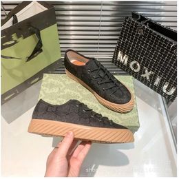 2023 Luxurys Schuhe Damenschuh Grüner und roter Webstreifen Gummisohle Stretch-Baumwolle Low-Top-Herren-Sneaker