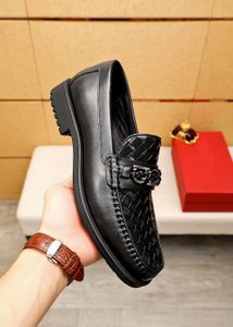 2023 Men Classic Business Office Dress Shoes Handig Lederen Platform Flats mannelijk merk Ademende mode Leisure Oxfords Maat 38-45