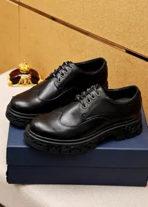 2023 Mannen Dress Schoenen Fashion Business Echt Leer Oxfords Heren Merk Designer Wedding Party Office Flats Maat 38-45