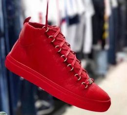 2023 Chaussures de sport pour hommes Classiques en cuir véritable Femmes Arena Runner Flats Sneakers Rouge Homme High Top Shoe hommes Mode Baskets à lacets Taille 38-46 Avec des boîtes