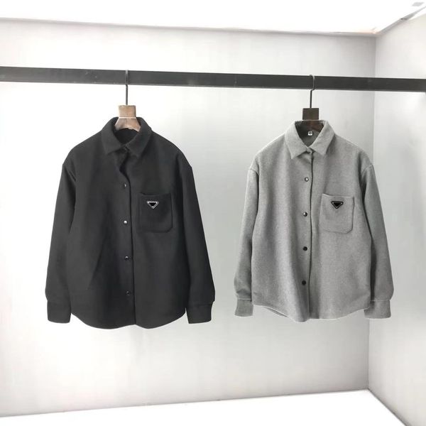 2023 Chaquetas para hombre Suéter de punto con letras jacquard en otoño / invierno 2021 Máquina de tejer acquard e Chaquetas de algodón con cuello redondo con detalle jnlarged personalizado 88553 para hombres