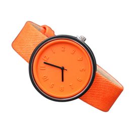 2023 Heren Quartz Fashion Sports Watches Large Dial Watch Automatische kalender Orange polshorloge waterdichte sport HBP -horloge