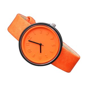 2023 relojes deportivos de cuarzo de moda para hombres, reloj de esfera grande, calendario automático, reloj de pulsera naranja, reloj deportivo resistente al agua HBP