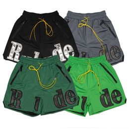 2023 shorts pour hommes pantalons de survêtement de couleur unie couple décontracté pantalons de jogging shorts de rue pour hommes shorts réfléchissants pour hommes dames hip hop rue taille asiatique M-3XL