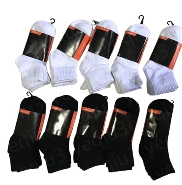 2023 Chaussettes pour hommes en gros mode chaussettes décontractées de haute qualité pur coton respirant sport noir et blanc course lente basket-ball football chaussettes d'entraînement VV7