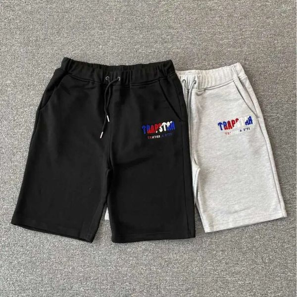 2023 T-shirts pour hommes Trapstar Short en coton avec cordon de serrage Casual All-Match Hommes Femme Pantalon d'été de qualité en plein air Loisirs Tendance Mode 688ss