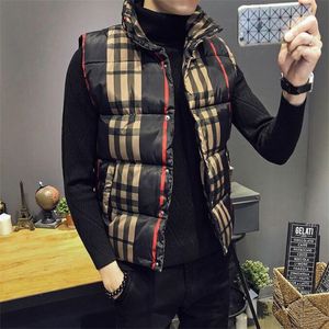 2023 Heren Vest Down Down Jacket Classic Drukte winddichte waterdichte waterdichte warme comfortabele ontwerper Trench Coat Style Mouwess Fluffy Jackets Coats Veste