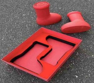 2023 Men Dames Rain Boots Designers Big Red Boot Dikke Bottom Nonslip Booties Rubber Platform Bootie Fashion Astro Boy Size7583412