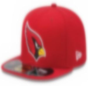 2023 Men039S voetbal gemonteerde hoeden mode hiphop sport op veldvoetbal volledig gesloten ontwerp caps Men039s dames039s cap 8275782