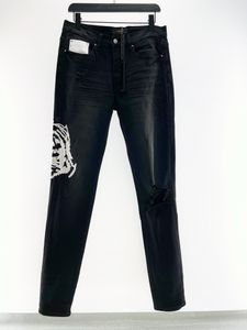 2023 Hommes Designer Jeans Distressed Ripped Biker Jean Slim Fit Moto Bikers Denim Pour Samurai Graffiti Lettre Imprimer Hommes Mode Mans Pantalon Noir