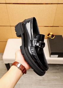 2023 Mens Dress Shoes Gentlemen Fashion Echt lederen bedrijf Oxfords mannelijk merk Travel Walk Casual Comfort Shoes Maat 38-45