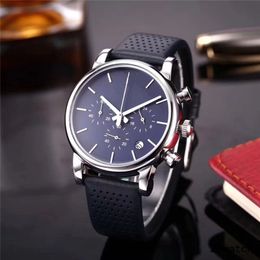2023 Mens Quartz Watch Strap Blue Sapphire Montres-bracelets Super montre de luxe montres AM59