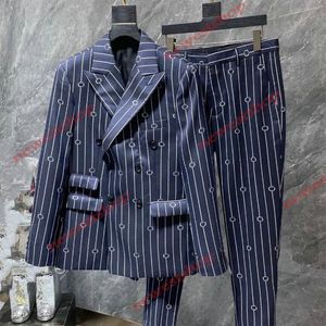 2023 Costumes pour hommes Blazers Vêtements occidentaux Designer Hommes Blazer Automne Luxe Manteau d'extérieur Slim Fit Casual Lettre Patchwork Imprimer WOM269W