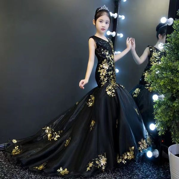 2023 sirena Vestidos de niña de las flores Apliques de encaje Cuello en V Pedrería Lindo Tul Niños Vestido de desfile Negro y dorado Flor brillante en 3D Hasta el suelo Fiesta de cumpleaños de niña