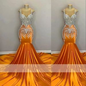 2023 sirène robes de bal orange arabe pure cou cristal perles illusion sans manches soirée formelle robes de soirée balayage train plus la taille