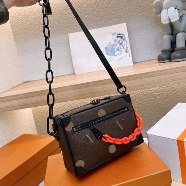 Mens Mini Trunk Bags sac de designer hommes sac à bandoulière de luxe simple chaîne d'épaule troncs fourre-tout en cuir 5A 2023