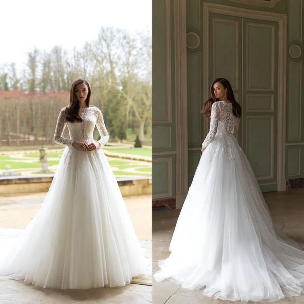 2023 Robes de mariée modernes manches longues appliques dentelle perles une ligne robes de mariée sur mesure bouton dos balayage train robe de mariée