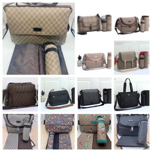 2023 Maman bébé sac à langer 3 pièces ensemble Paris femme designer imprimé mode multifonctionnelle fermeture éclair moraillon un sac à bandoulière cadeau maman et fille créatif