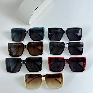 2023 mensuel populaire nouvelles lunettes de soleil de haute qualité carré plein cadre kaki noir dégradé lentille papillon type lunettes de soleil pour femmes à la mode style d'usure quotidienne