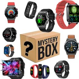2023 Mystery box électronique boîtes aléatoires cadeaux surprise d'anniversaire cadeaux porte-bonheur pour adultes tels que montre intelligente Bluetooth BT appelant Bracelet etc. Fournitures de fête