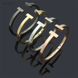 2023 Nieuwe 18k Vergulde T Bangle Armband Luxe Merk Mannen en Vrouwen Medium Dikke Hoge kwaliteit Roestvrij staal Designer Jewelryyvdy