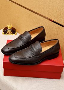 2023 Nieuwe aankomst Men Klassieke Slip On Dress Shoes Modemerk Echt lederen feest Wedding Flats comfortabel Casual Loafers Maat 38-45