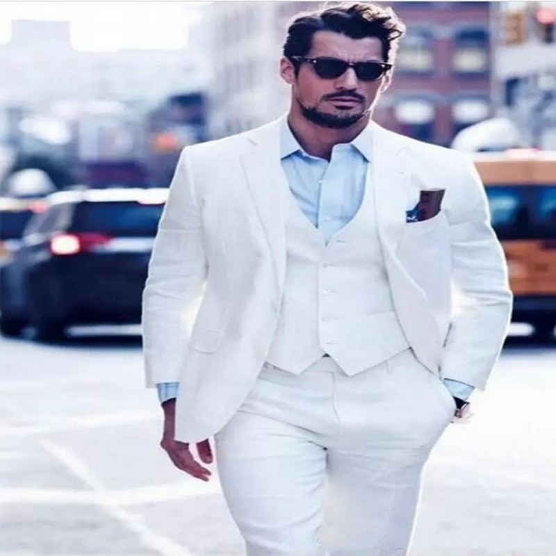 2023 NIEUWE AANKOORSTING WHITE One Button bruidegom Tuxedos Peak Rapel Groomsmen Pakken Mens bruiloft Caustume Homme Mariage op maat gemaakt drie stukken sets