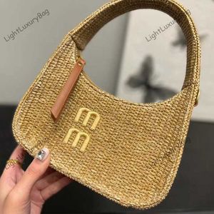 2023 NOUVEAU SAG DE PLAQUE SUMBRE SATIN MM Sacs de paille de mode sac à main Sac à main de luxe