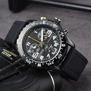 2023 Nieuwe Bentl Breitlin Herenhorloge Quartz Luxe Navitimer B01 Wijzerplaat Merk Chronograaf Riem Hoge kwaliteit rubberen horlogeband polshorloge 01 347