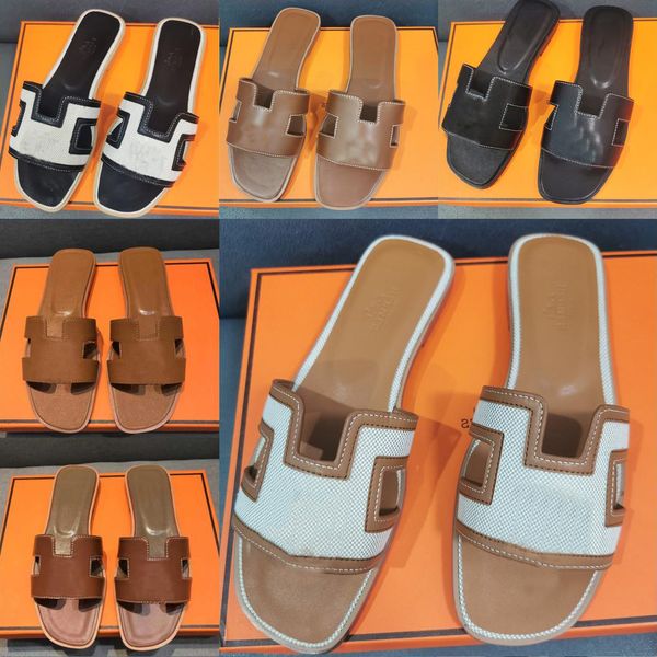 2024 Nueva marca Diseñador Zapatillas Casual Cuero Oram Sandalias Mujeres Rojo Blanco Púrpura Amarillo Playa al aire libre Jelly Ladies Moda Diseñadores Zapatos