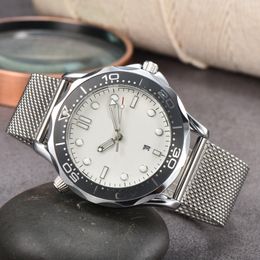 2023 Nieuw merk Originele zakenmensen Paneraiss Watch Classic Round Case Quartz Watch Wordtwatch Clock - een aanbevolen horloge voor casual A30