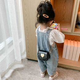 2023 NIEUWE KINDEREN EEN SHOBERS CROSSBODY TAG Mode PU Cartoon schattige tassen kleur Matching borduurdraad kleine vierkante tas ketting