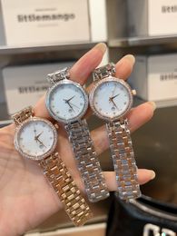 2023 nieuwe klassieke elegante designer horloge dames heren panthere mode quartz uurwerk horloges vierkante tank dames goud zilveren horloges montre de luxe business5