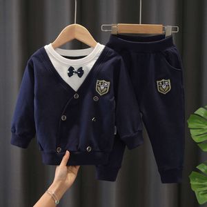 2023 Nieuwe kleding Kinderbaby Modieuze kleding met lange mouwen Lente en herfst, tweedelige set in Academy-stijl