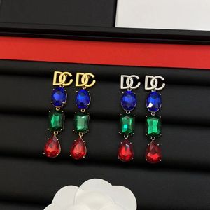 2023 Nieuwe kleur kristal Dangle Oorbellen Hanger Delicate mode luxe designer oorbellen voor vrouwen bruiloften verjaardagscadeau sieraden Hoge kwaliteit met doos