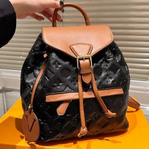 2023 Nouveau sac à dos de designer Lettre classique Sac à dos en cuir décontracté pour femmes Tendance européenne et américaine Sac à dos souple Sac à main imprimé