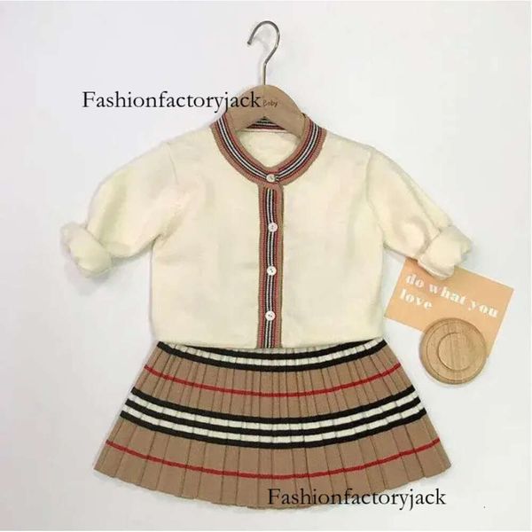 2023 Nouvelle créatrice Fashion Toddler Vêtements Collection filles robes de printemps nouveau-nés bébé vêtements mignons pour petites filles